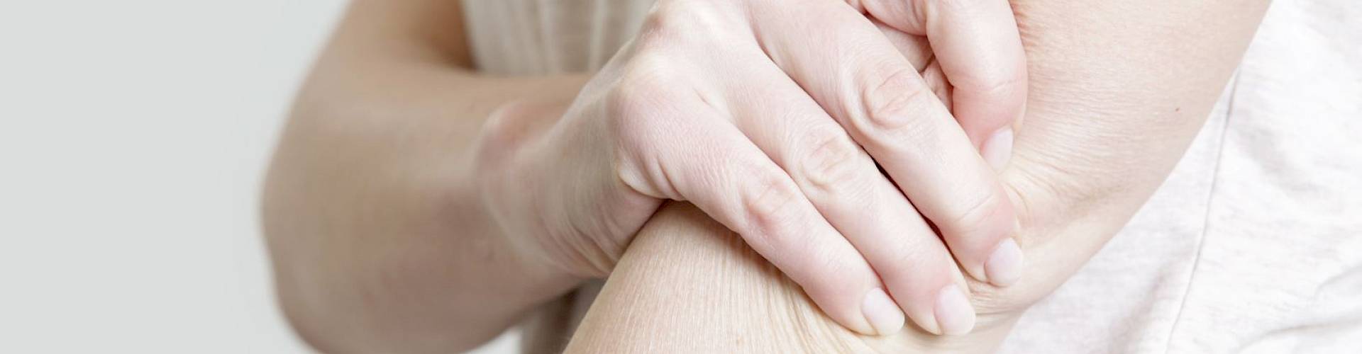 Tennisarm Behandlung bei ArthroVeris in Göttingen